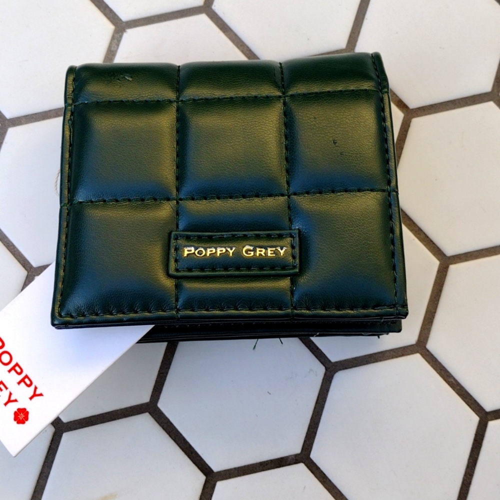 Poppy Grey Quilted Forest Green Wallet w/tags